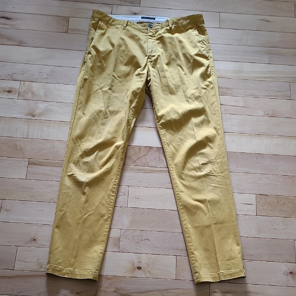 Theory Men's Size 36 Yellow Chinos Cotton Blend Straight Leg